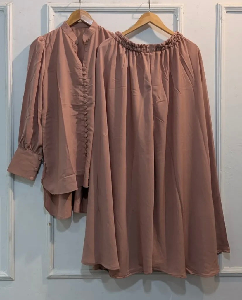 Plain skirt-top duo