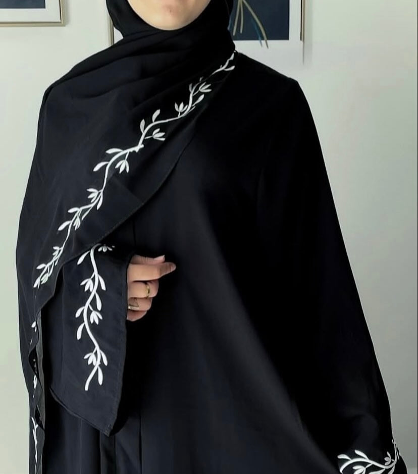 Ivory vine abaya