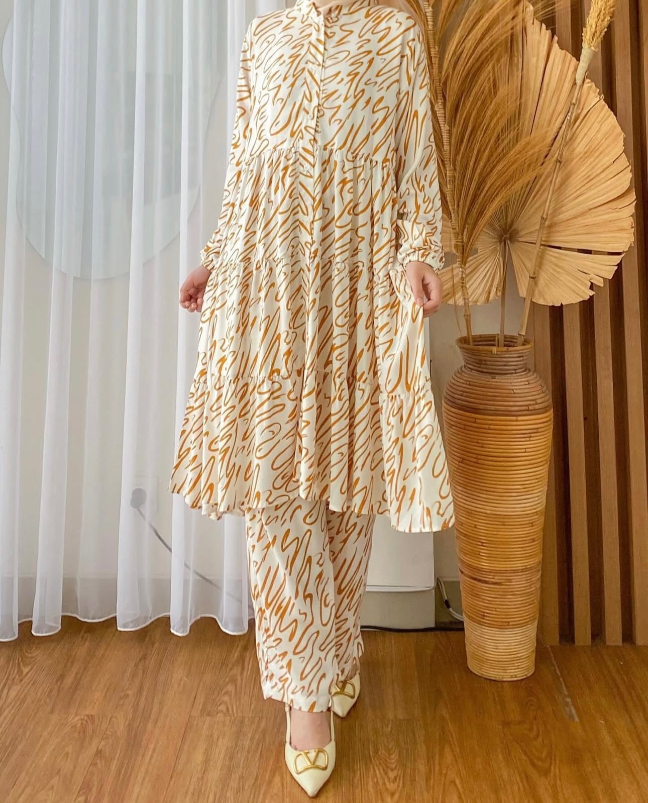 CARAMEL SWIRL CORDSET