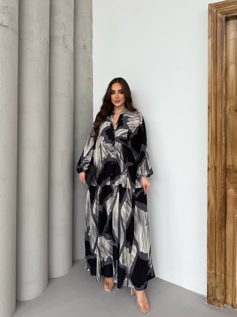 MONOCHROME GOWN