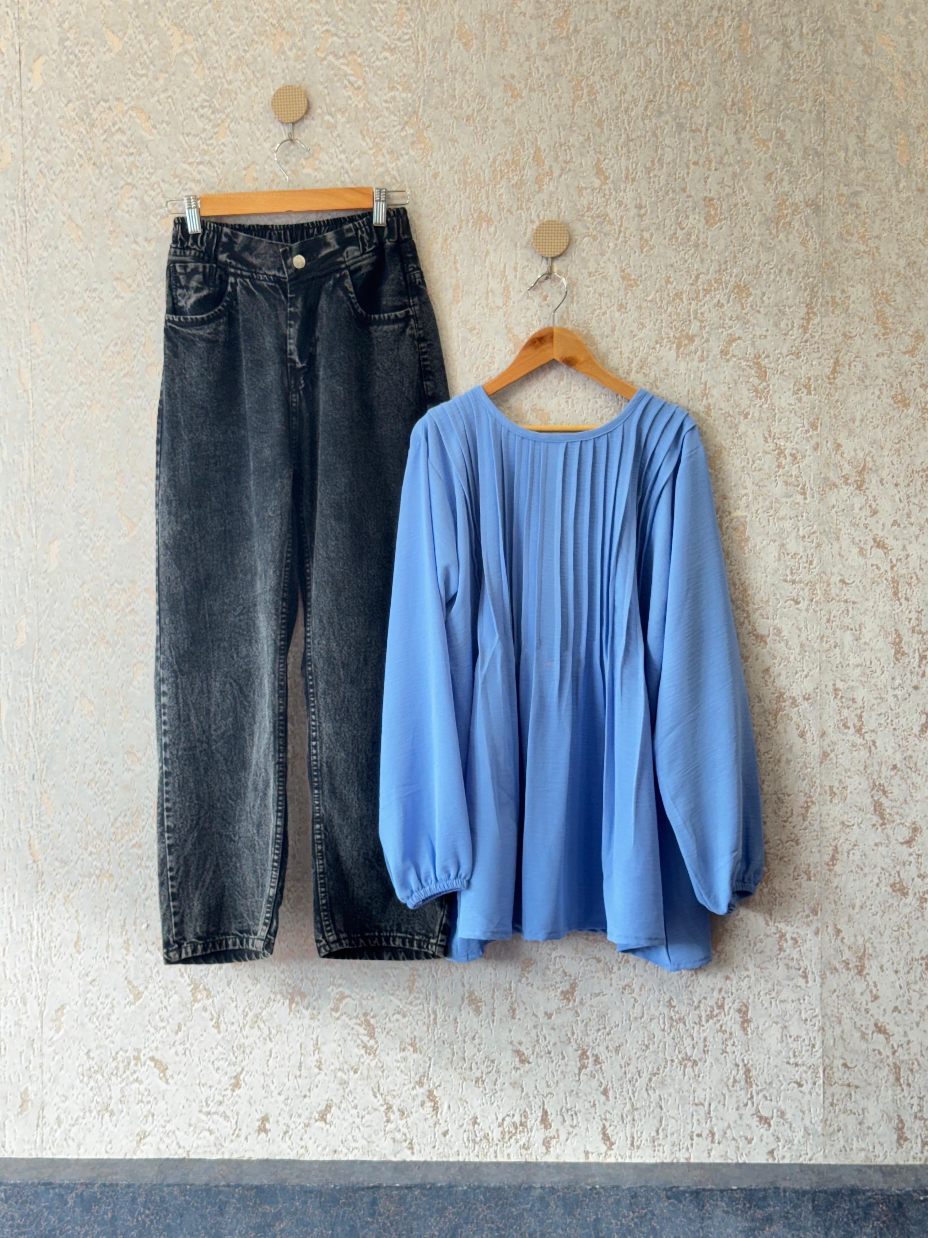 STYLISH TOP WITH LOOSE FIT PANTS