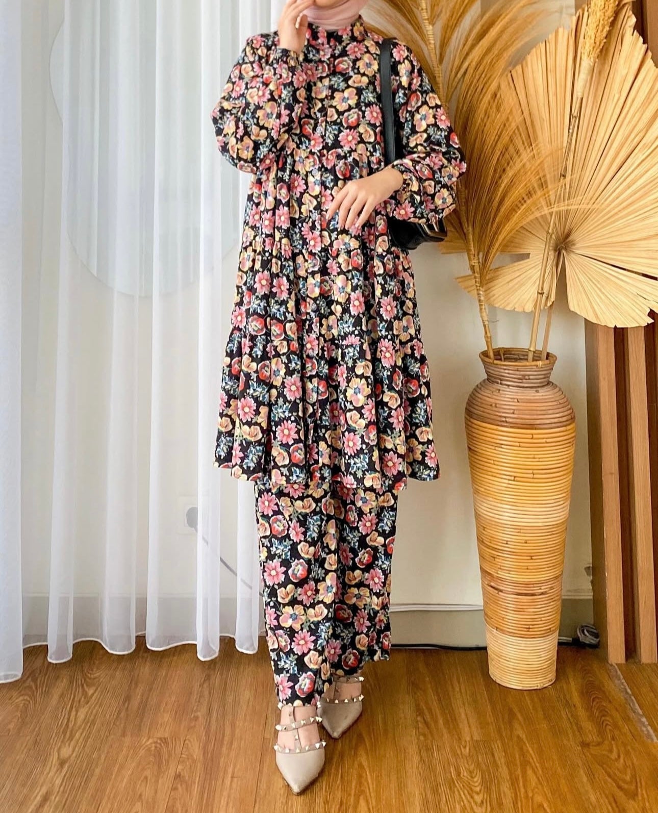 MIDNIGHT FLORAL CORDSET