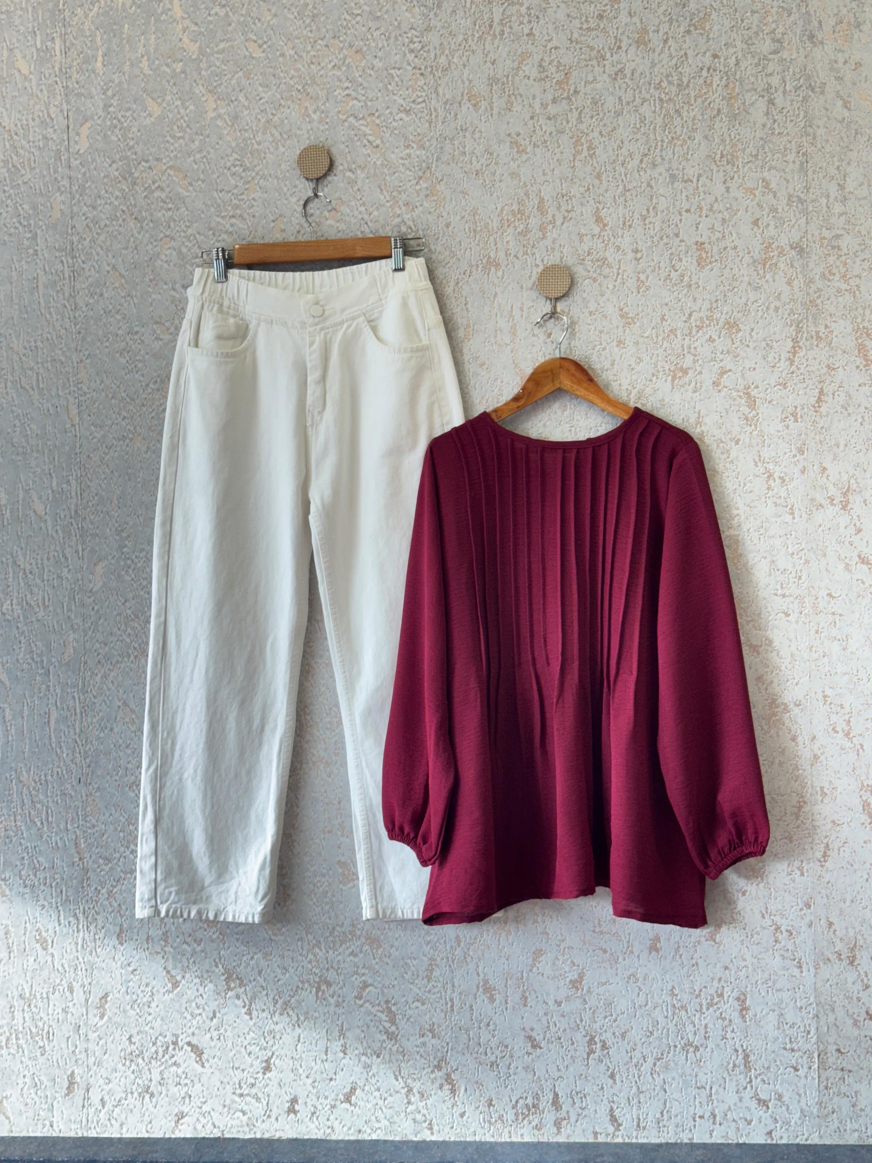 STYLISH TOP WITH LOOSE FIT PANTS