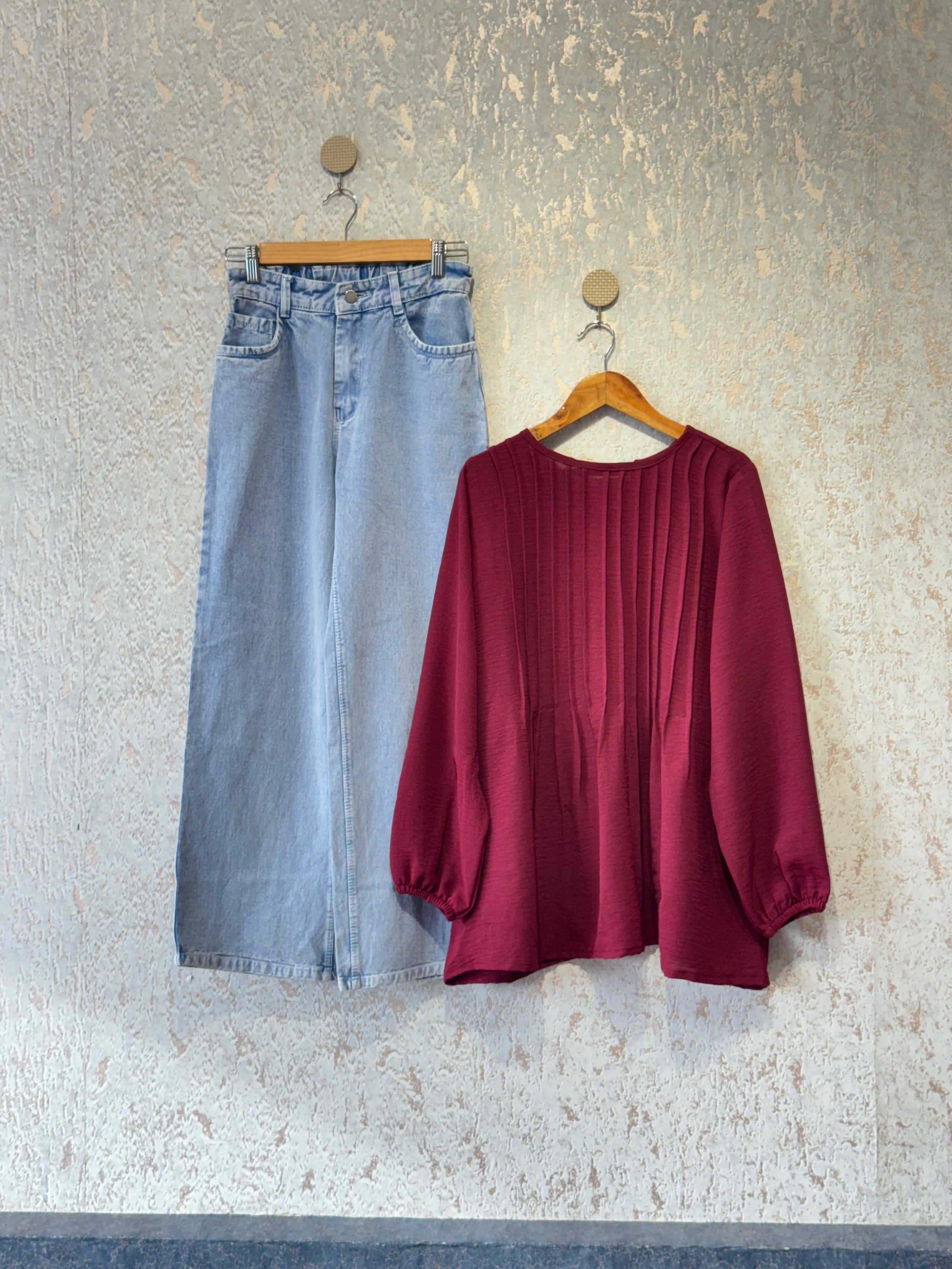 STYLISH TOP WITH LOOSE FIT PANTS