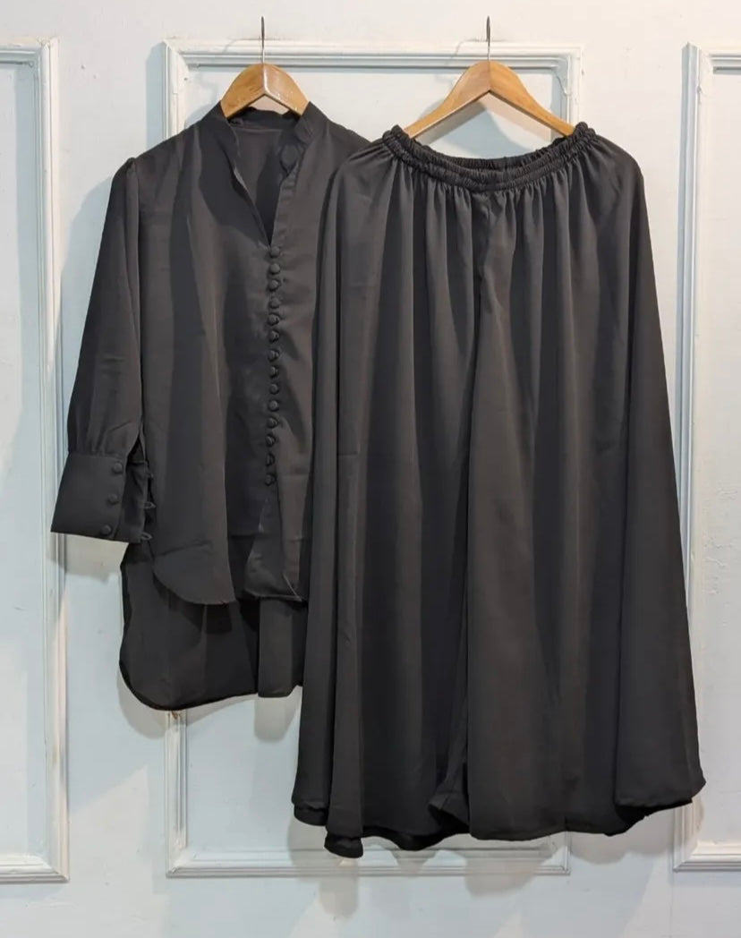Plain skirt-top duo