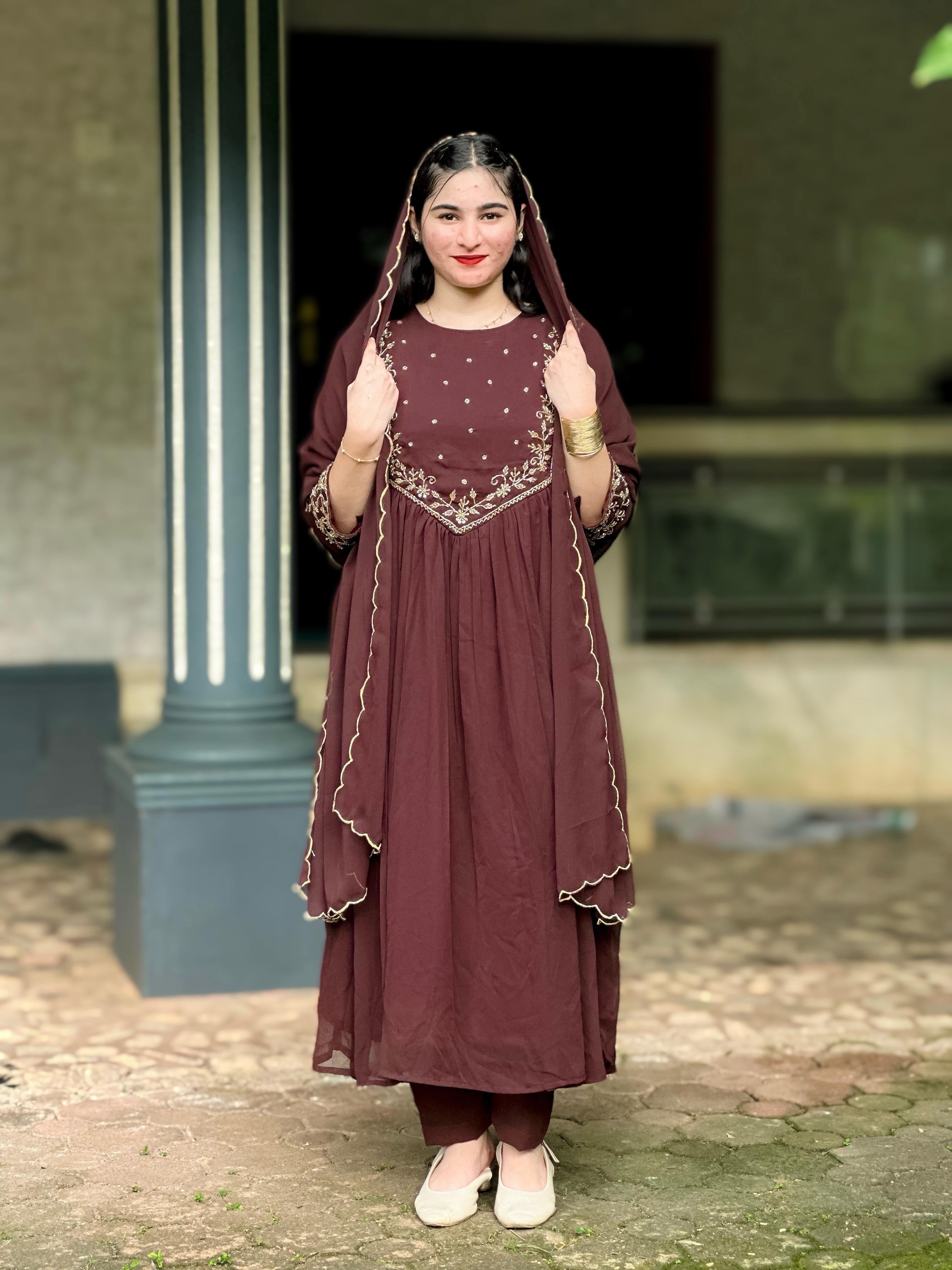 Salwar suit