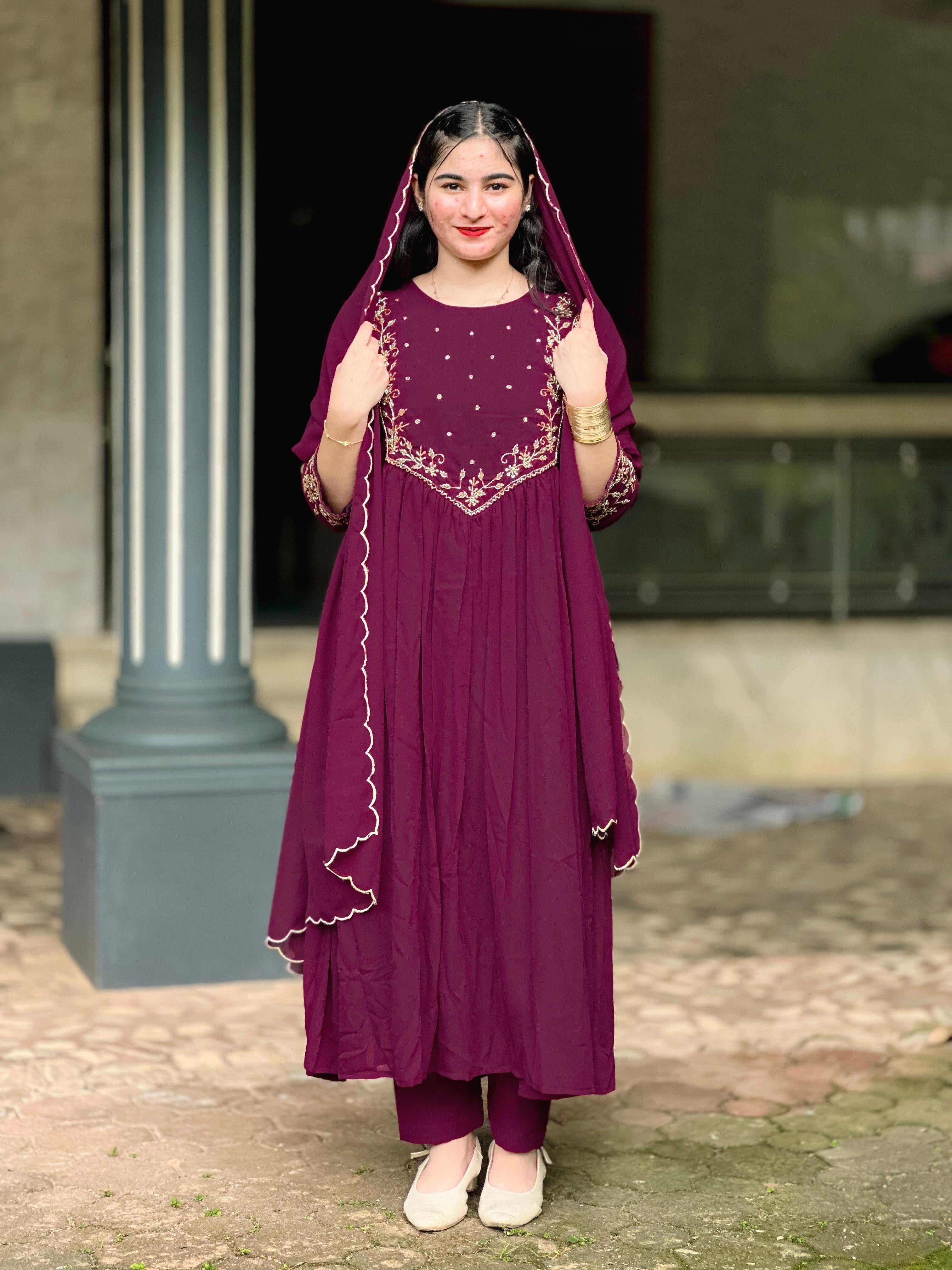 Salwar suit