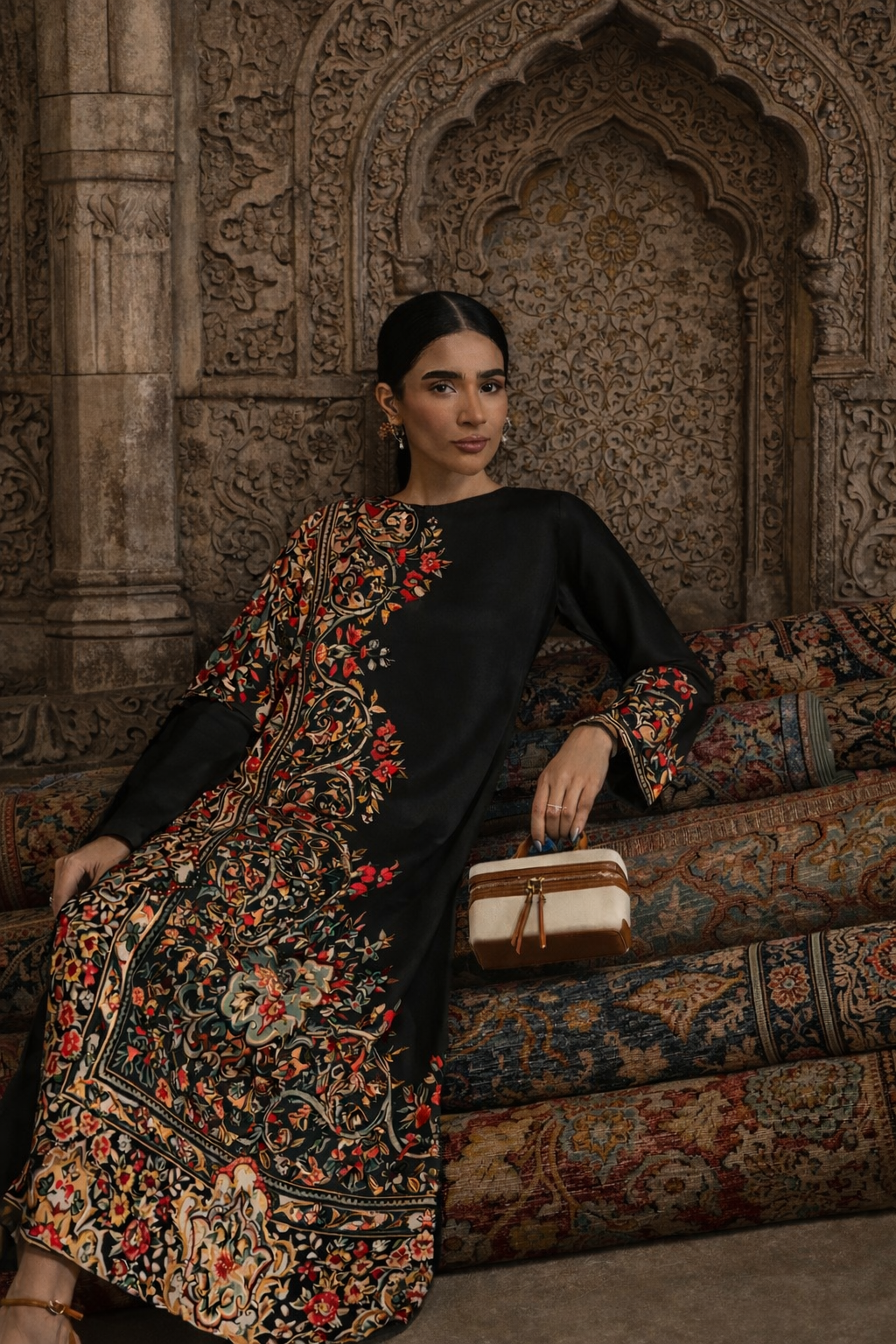 Noor-e-Kashmir Kurta Set