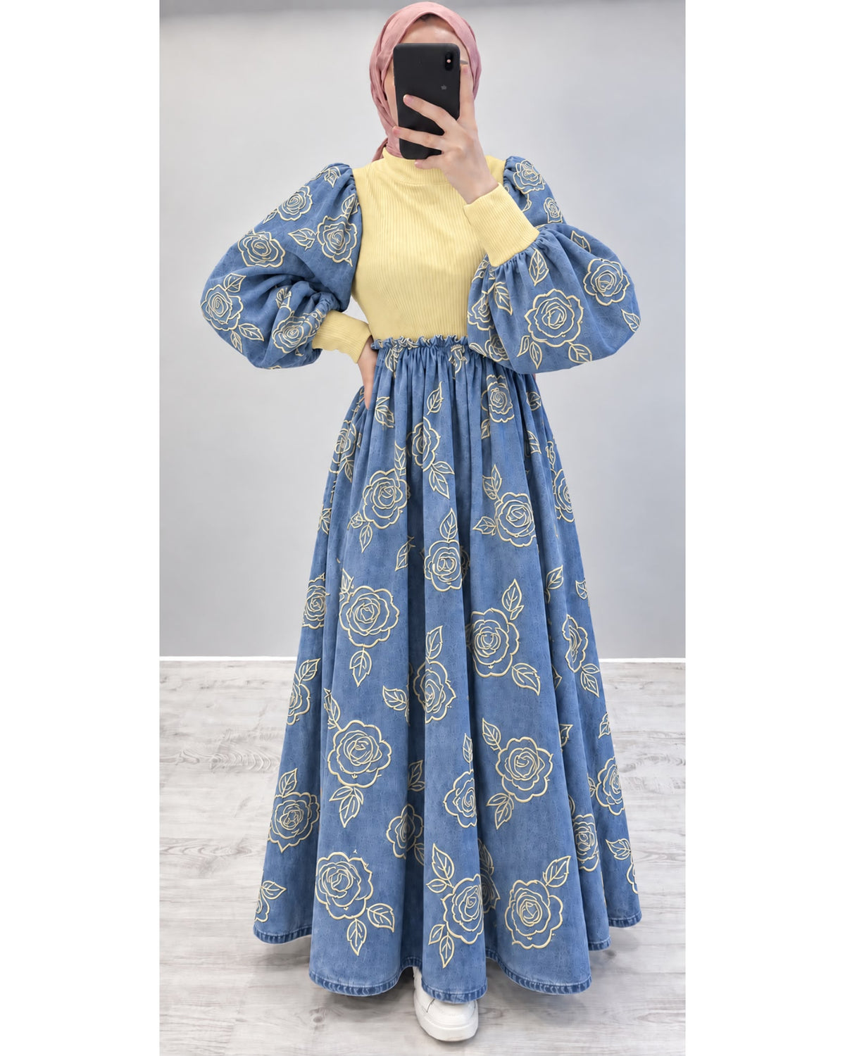 DENIM BLOOM RIBBED SLEEVE GOWN