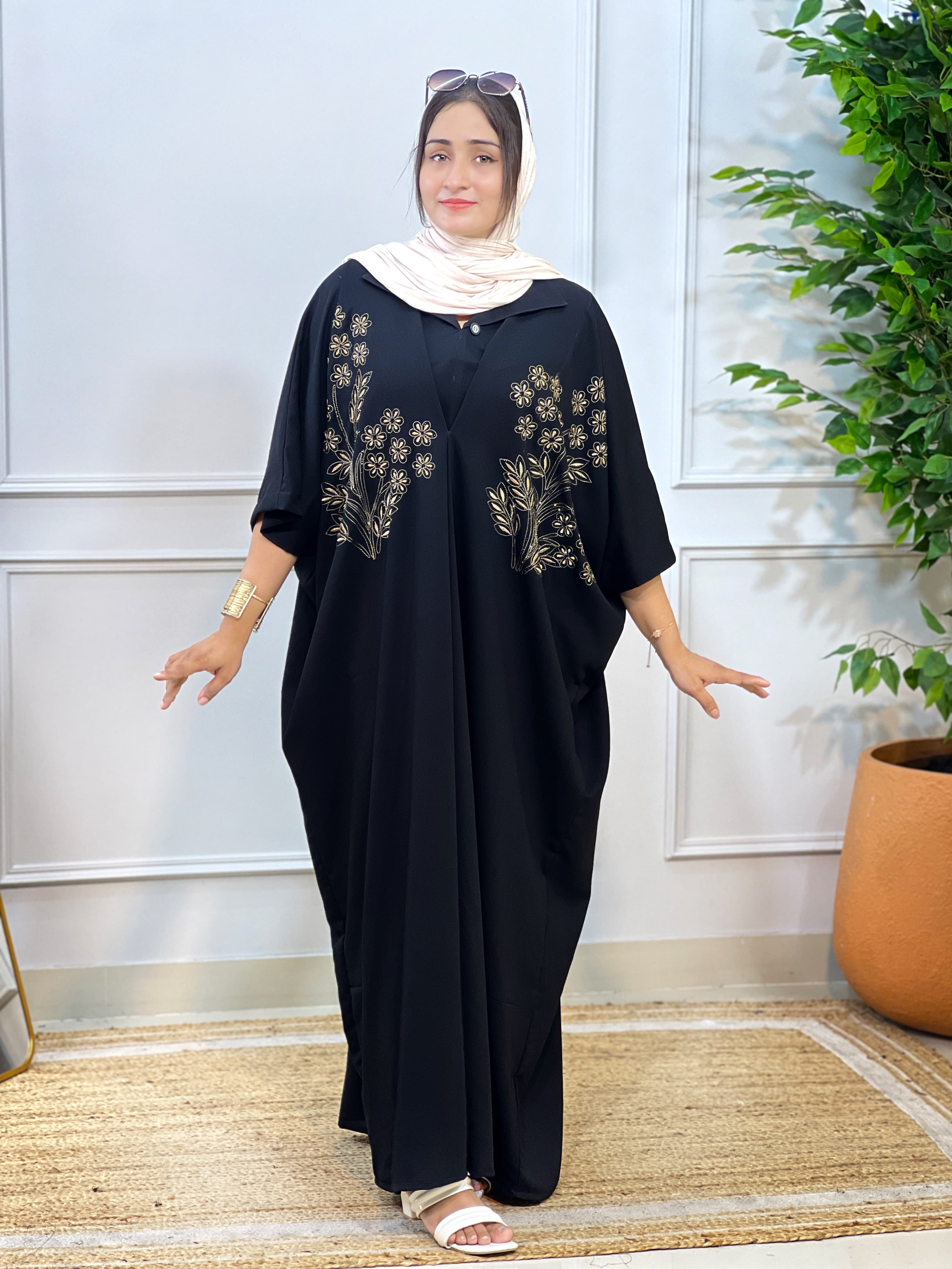 Embroidery lengthy kafthan